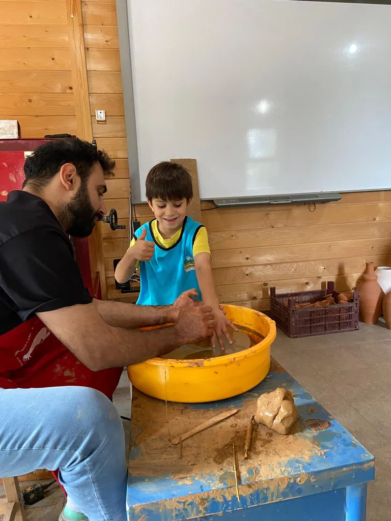 Multibem Yaz Okulu çömlek atölyesi